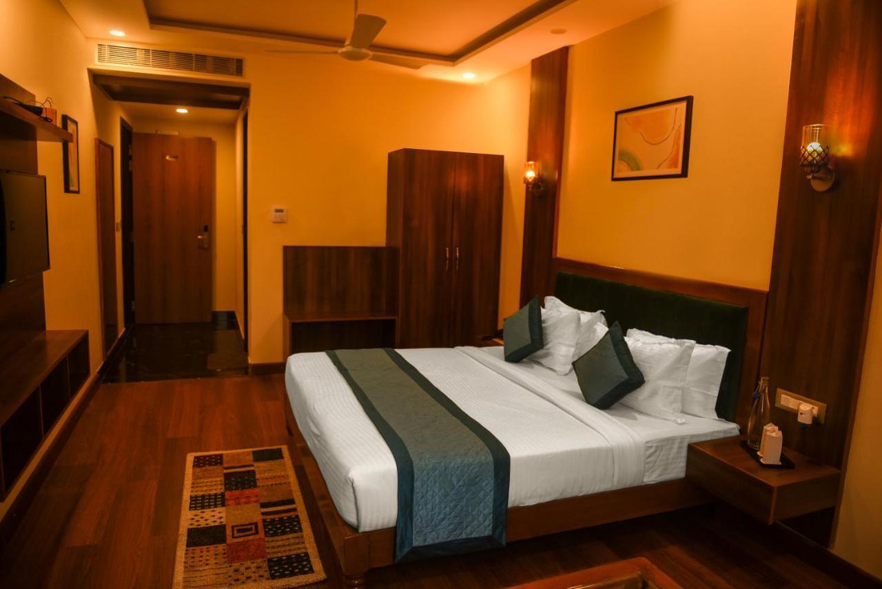 The Abhyudyam Ganga Hotel Haridwār Exterior photo