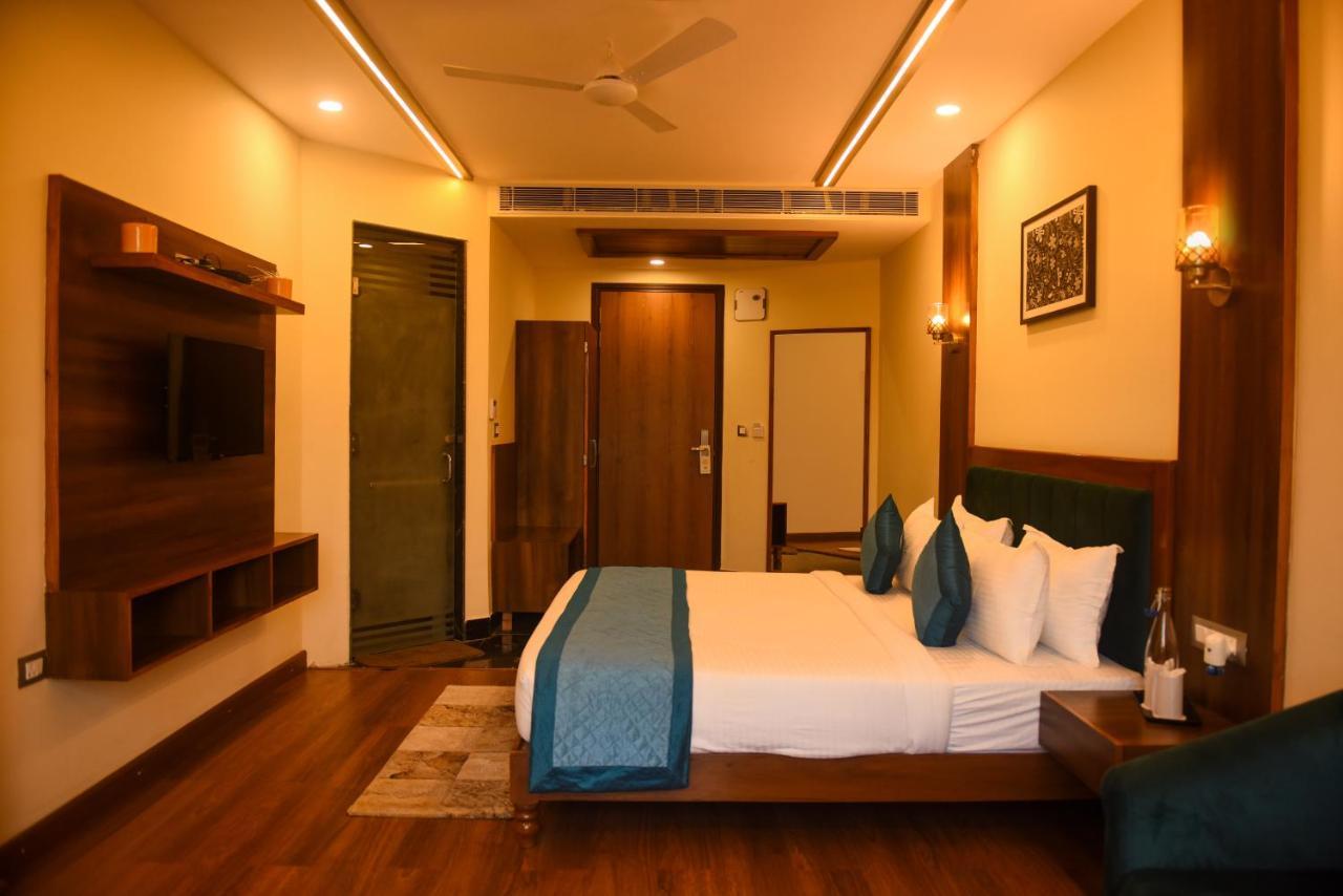 The Abhyudyam Ganga Hotel Haridwār Exterior photo