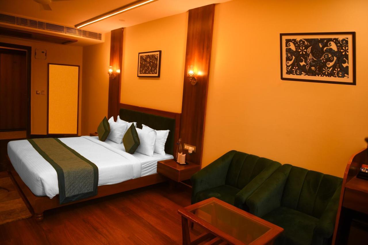 The Abhyudyam Ganga Hotel Haridwār Exterior photo