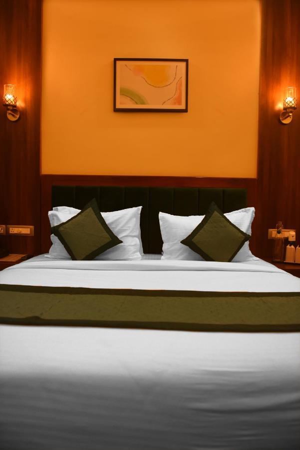 The Abhyudyam Ganga Hotel Haridwār Exterior photo