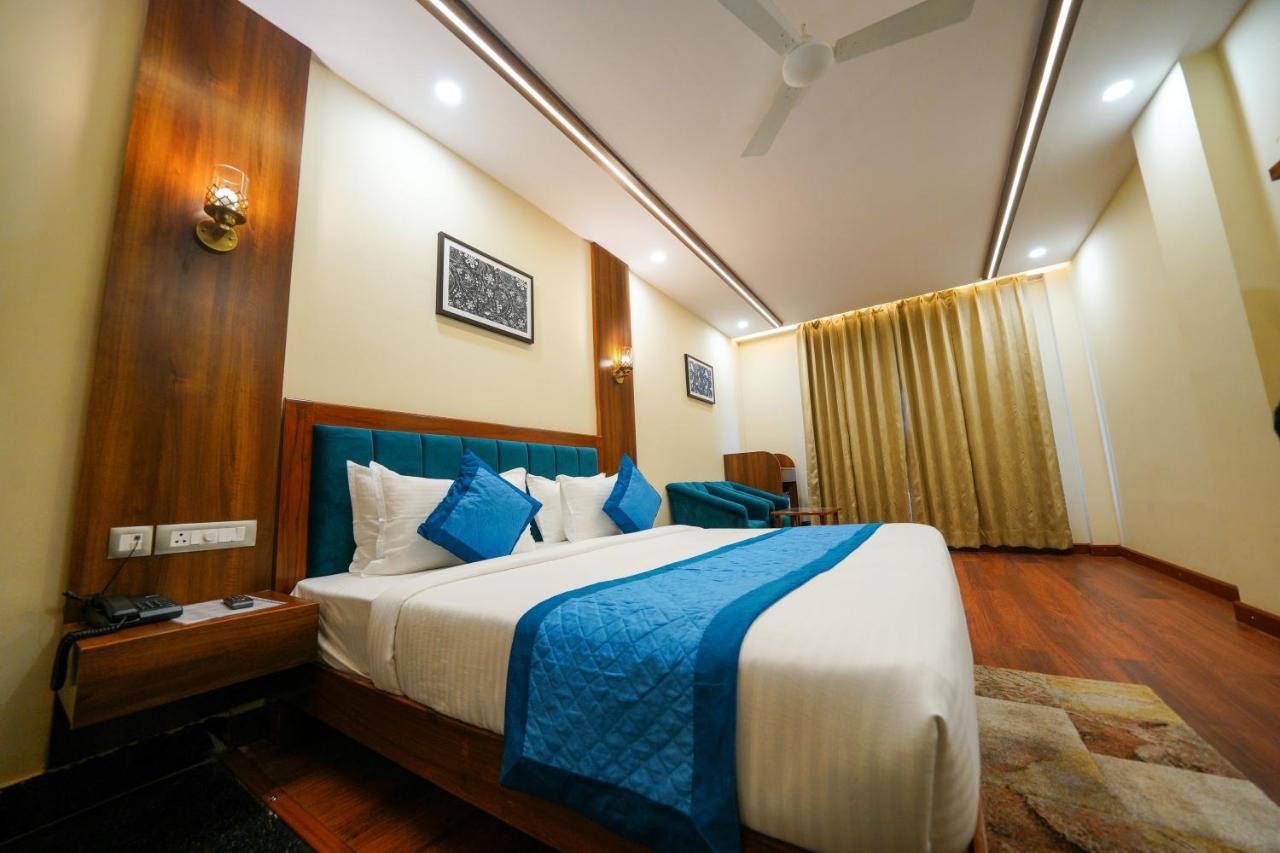 The Abhyudyam Ganga Hotel Haridwār Exterior photo