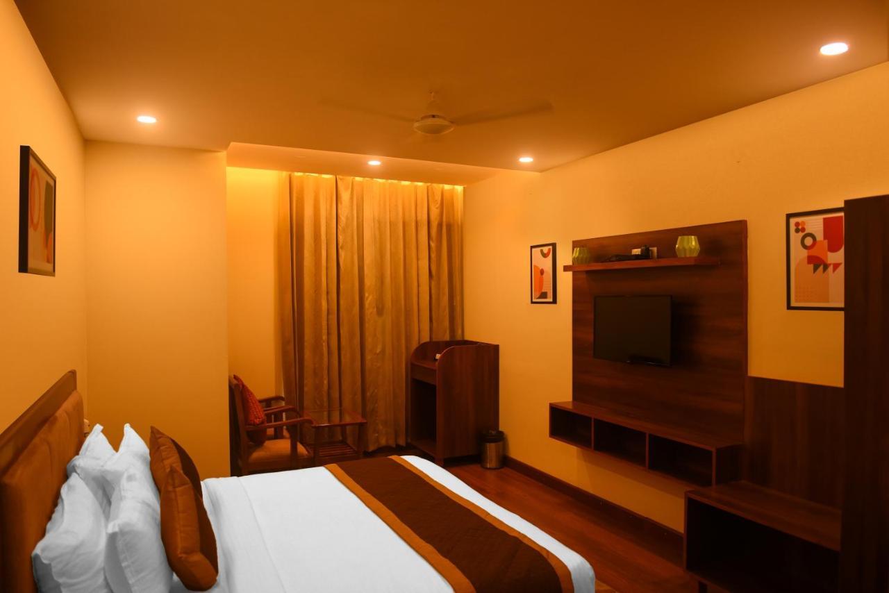 The Abhyudyam Ganga Hotel Haridwār Exterior photo