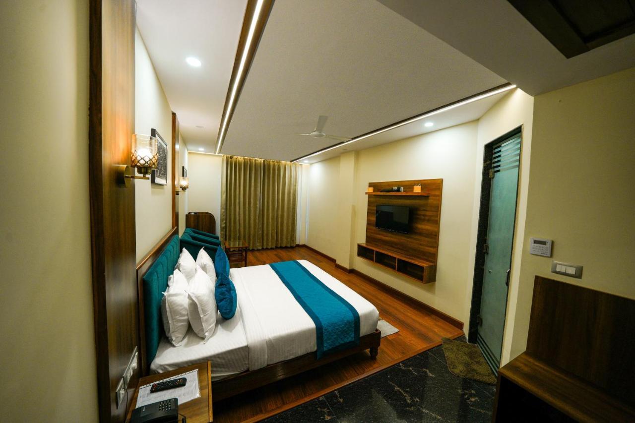 The Abhyudyam Ganga Hotel Haridwār Exterior photo